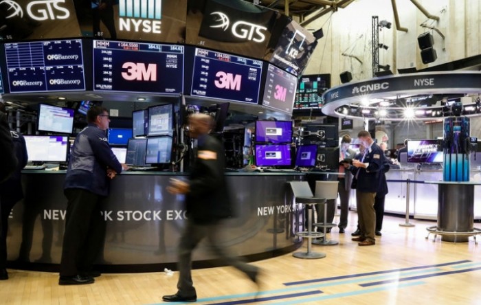 Wall Street pao nakon Appleovog upozorenja