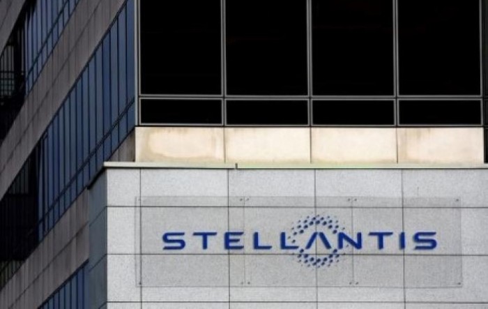 Prihodi Stellantisa u prvom kvartalu pali 12% zbog tranzicije portfelja