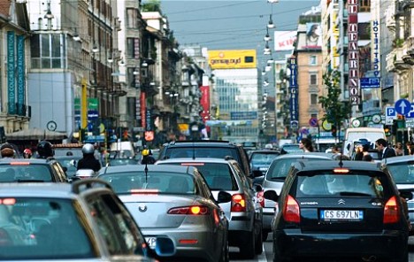Desetak talijanskih gradova uvelo oštre restrikcije na vožnju automobilom
