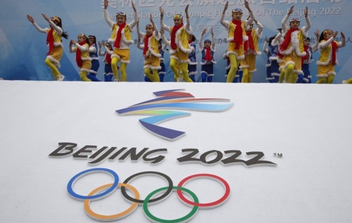 Sutra se pali olimpijski plamen za ZOI u Pekingu