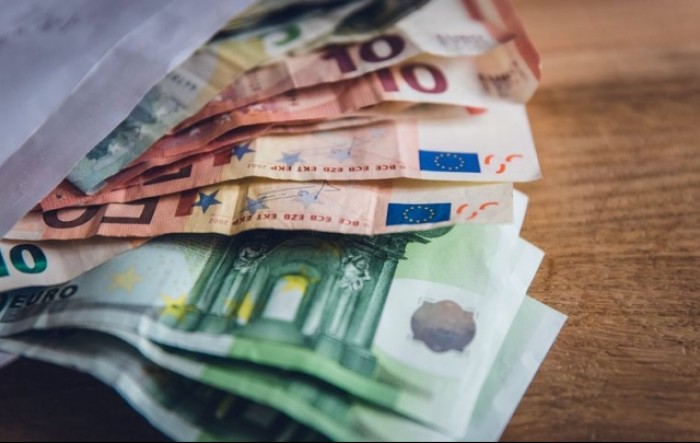 Prosječna plaća u Zagrebu u godini porasla 11,2%