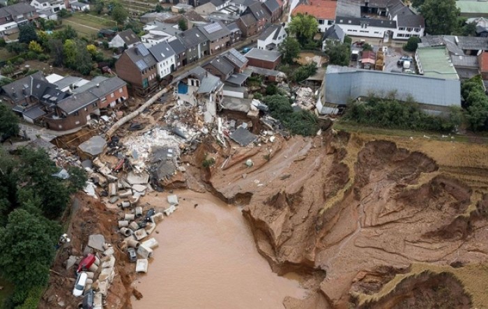 Swiss Re: Osigurana šteta od srpanjskih poplava doseže 12 mlrd dolara
