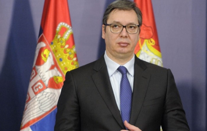 Vučić: Siguran sam da će nadležni kazniti sve koji krše policijski čas