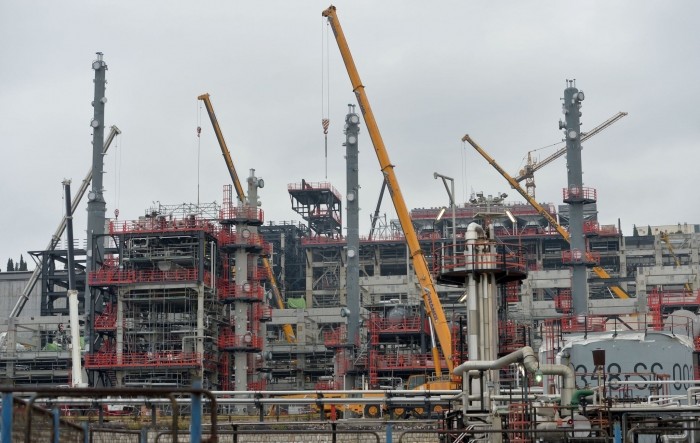 Potpisan aneks ugovora za izgradnju postrojenja za obradu teških ostataka u Rafineriji Rijeka