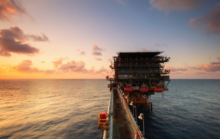 Cijene nafte oslabile zbog usporavanja aktivnosti u japanskoj i kineskoj industriji