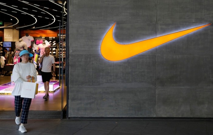 Kvartalni gubitak Nikea 790 milijuna dolara