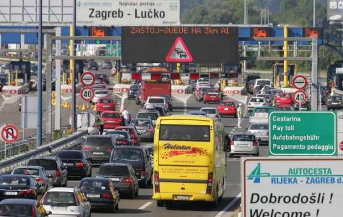 Proteklog vikenda 29 posto više vozila i 36 veća zarada na hrvatskim autocestama