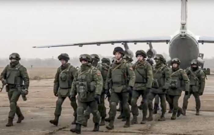Putin poslao vojsku na istok Ukrajine