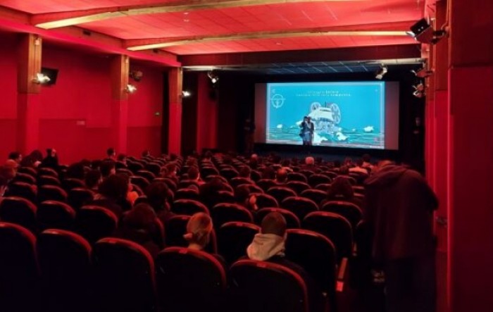 Italija: Mjere popustile, kina ponovo otvorena