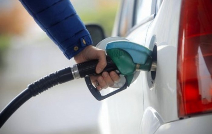 Potrošnja goriva u Srbiji pala 10%
