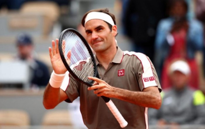 Federer planira povratak na teren u ožujku u Dohi