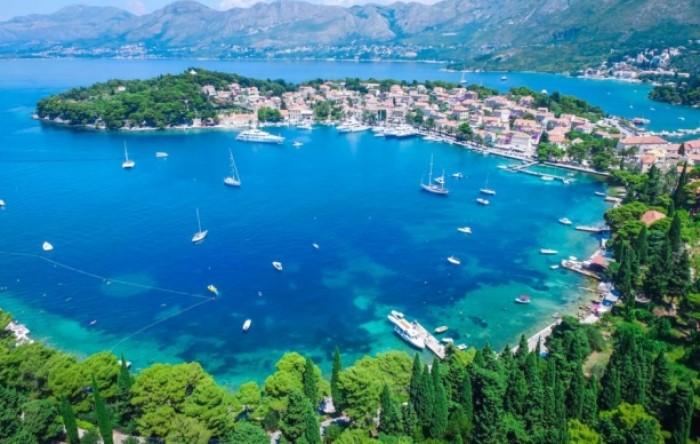 Forbes uvrstio čak tri hrvatske destinacije u top 20 najsigurnijih europskih destinacija za post korona odmor