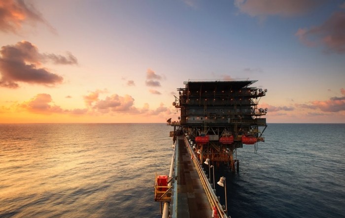 Zabrinutost za kinesku potražnju spustila cijene nafte ispod 104 dolara
