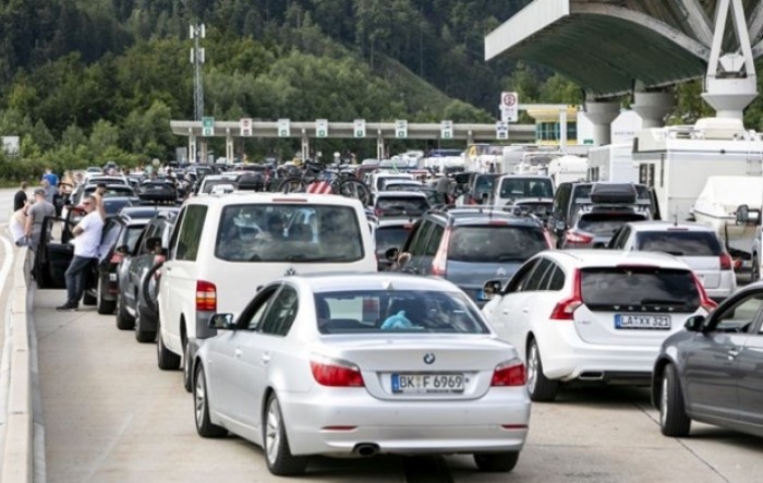 Sloveniju danas očekuje prometni kaos