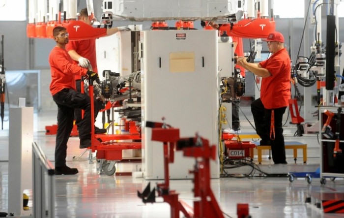 Tesla obustavlja proizvodnju u svojoj tvornici u Šangaju