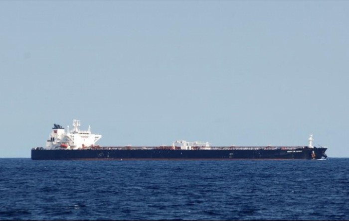 Tankerske kompanije privremeno zaustavile promet prema Crvenom moru