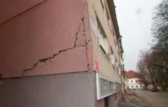 Mještani Strašnika još 1998. upozoravali na loše izvedenu obnovu (VIDEO)