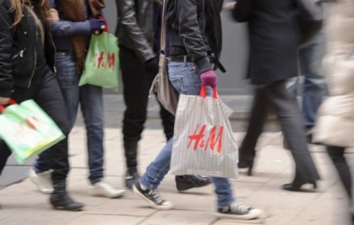 Prodaja H&M-a potonula u ožujku, očekuje gubitak u drugom fiskalnom kvartalu