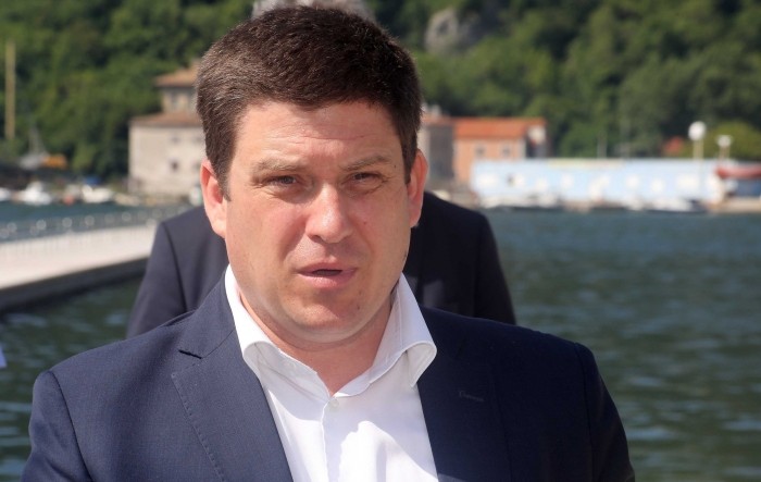 Butković: Ulaganja u lučku infrastrukturu bit će konstanta idućih deset godina