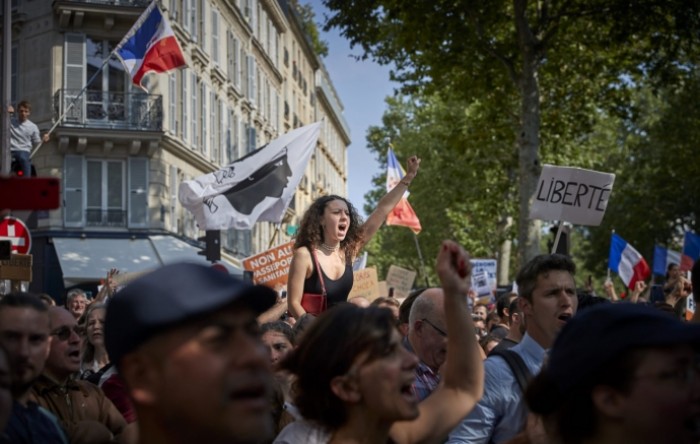 Prosvjedi u Francuskoj protiv covid putovnice
