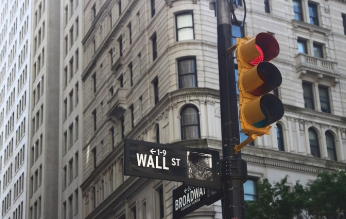 Pad povjerenja potrošača pritisnuo Wall Street