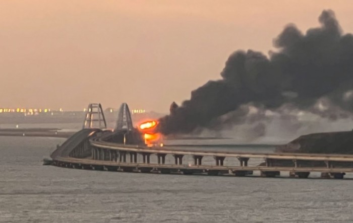 Ukrajina: Ruska istraga eksplozije na Krimskom mostu je glupost