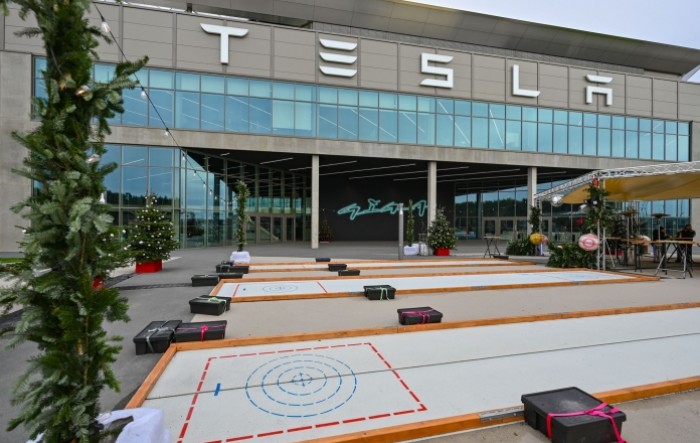 Tesla u prvom kvartalu s padom prodaje automobila