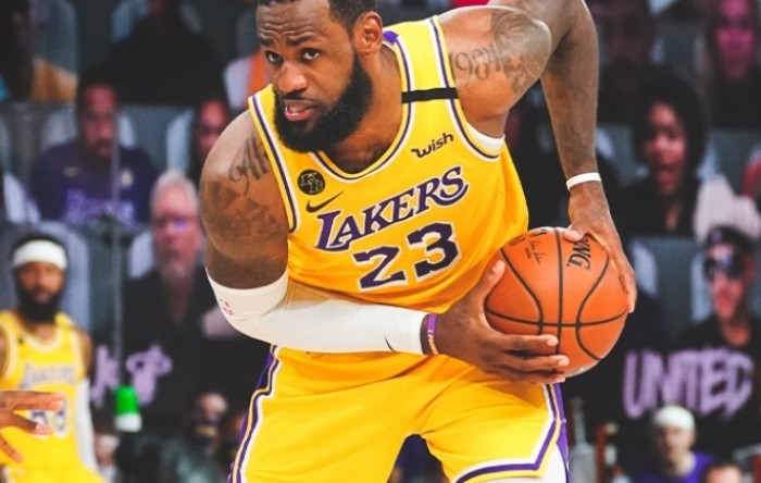 LeBron igrač odluke, Lakersi korak od titule