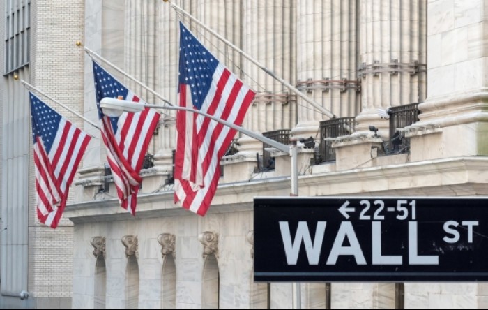 Wall Street blago pao na početku tjedna