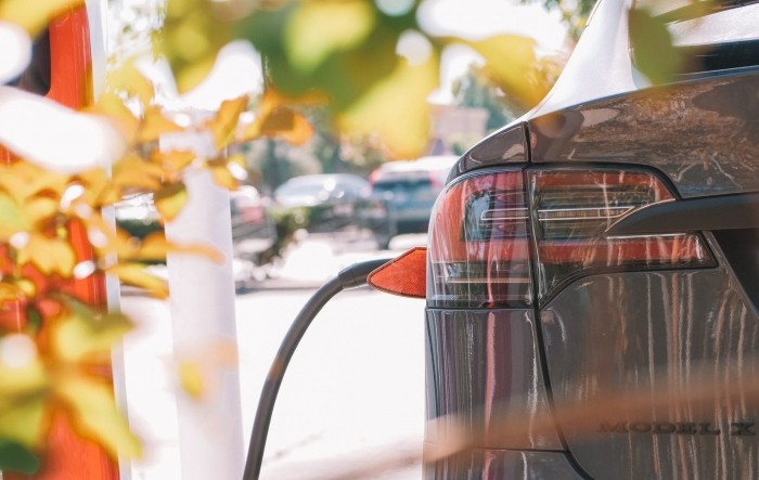 Velika Britanija: Punjenje električnog automobila gotovo dosegnulo cijenu benzina