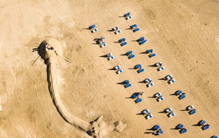 Rajska plaža u Loparu domaćin devetog Festivala skulptura u pijesku