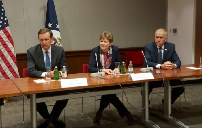 Američki senatori: Srbija treba da uskladi svoju politiku sa EU