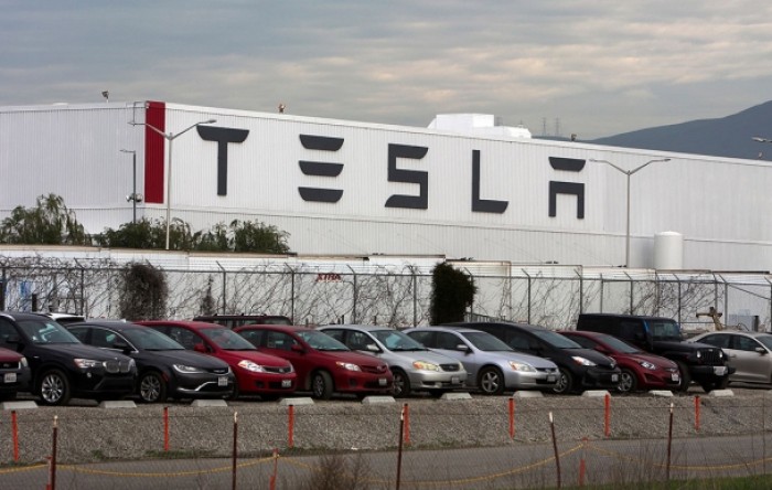 Tesla planira prikupiti pet milijardi dolara