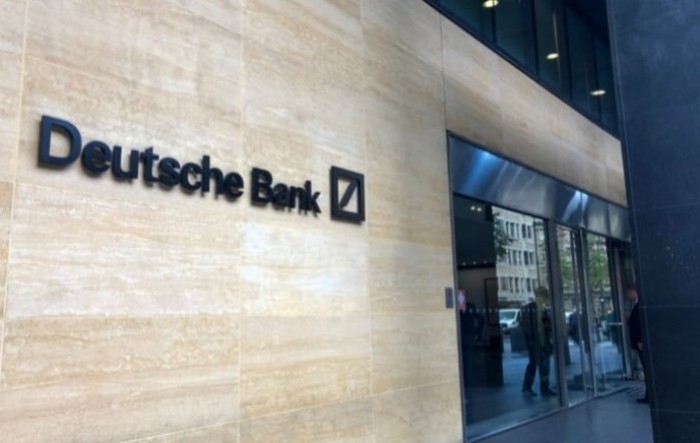 Regulator poziva Deutsche Bank da učini više protiv pranja novca