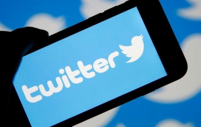 Twitter suspendirao 70.000 korisničkih računa povezanih s pokretom QAnon