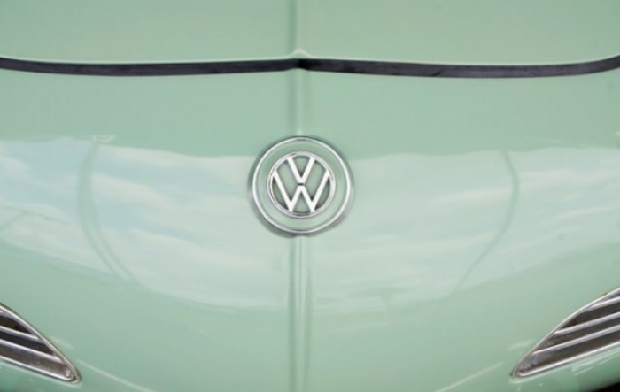Volkswagen se ispričao zbog rasističke reklame za Golf (VIDEO)