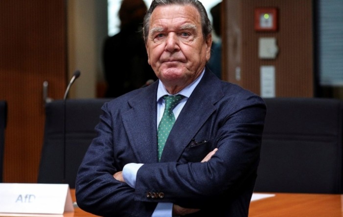 Schröder kaže da je dogovor o žitu put prema primirju