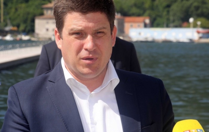 Butković: Uđeš u kampanju kao predsjednik, a izađeš kao kravokradica