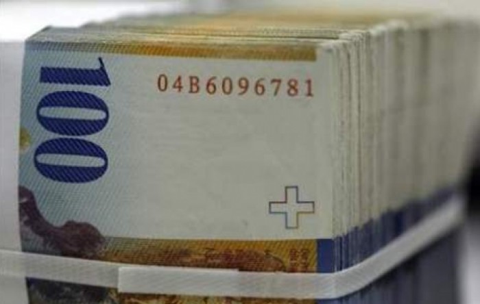 Slovenci s kreditima u francima tužili se Europskoj komisiji