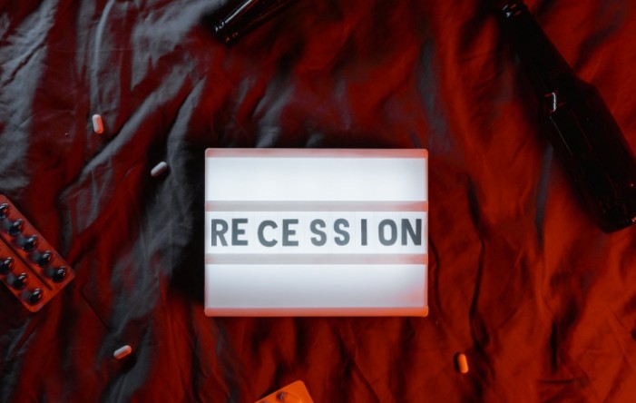 Italija klizi u recesiju