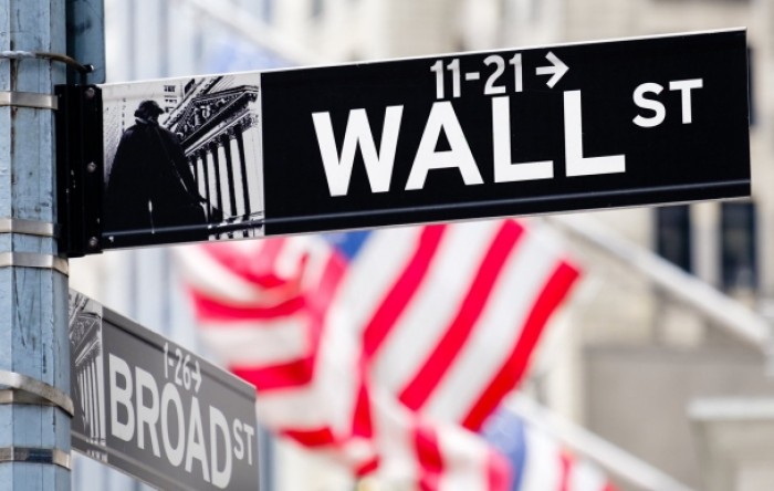 Wall Street pao, u travnju bez posla ostalo 20 milijuna Amerikanaca