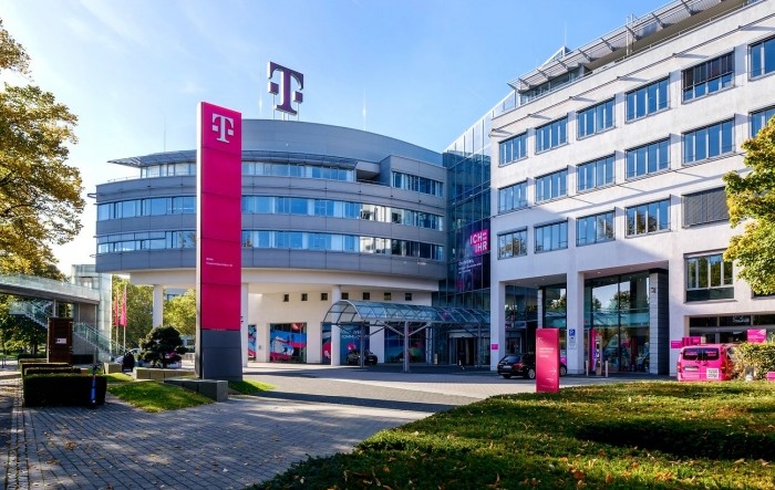Deutsche Telekom lani s padom prihoda, ali više nego udvostručenom dobiti