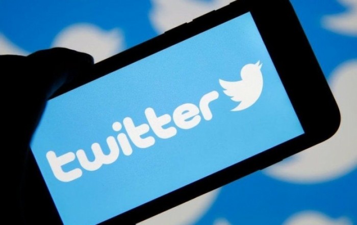 Twitter trajno suspendirao profile s kojih se širi QAnon sadržaj