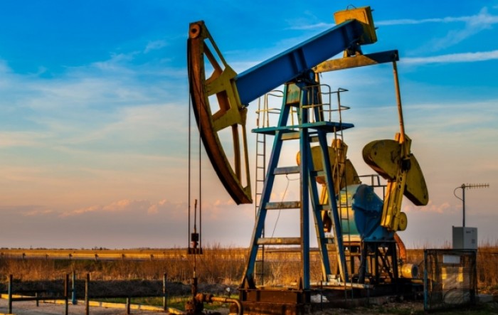 Cijene nafte porasle šesti tjedan zaredom, na najviše razine od ožujka