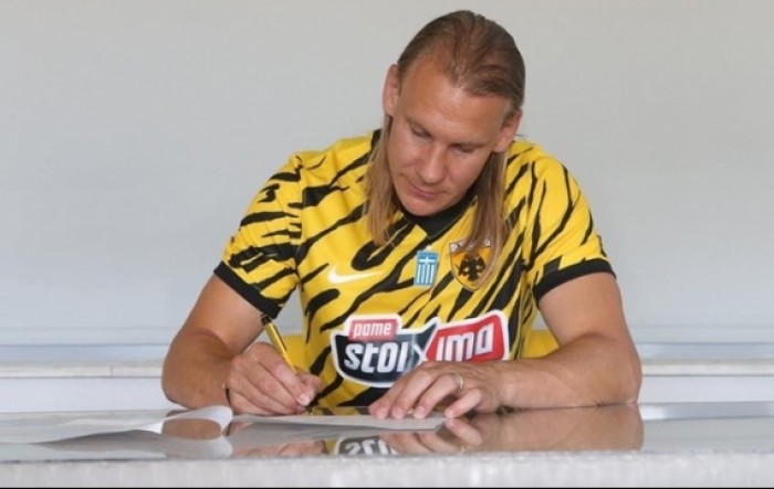 Domagoj Vida potpisao za AEK