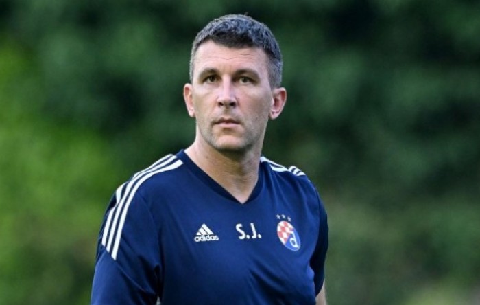Jakirović ostaje trener Dinama
