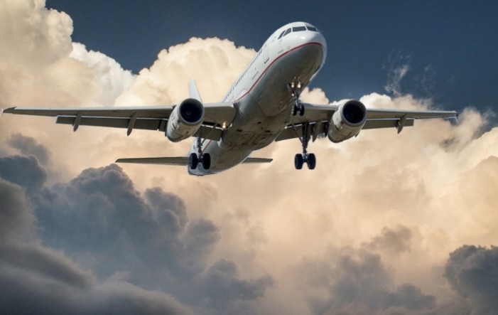 Globalne aviokompanije više nego udvostručile prognozu dobiti u 2023.