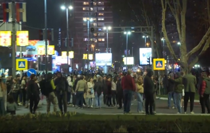 Večerašnji prosvjed završen, iduće subote traktori dolaze u centar Beograda