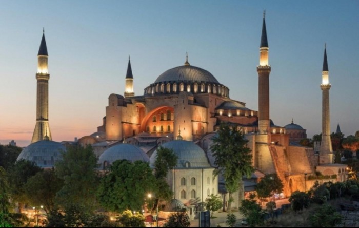 Turska pretvorila drevnu Aju Sofiju u džamiju