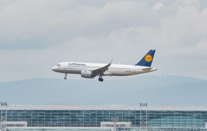 Lufthansa otkazala niz letova zbog bolesti pilota